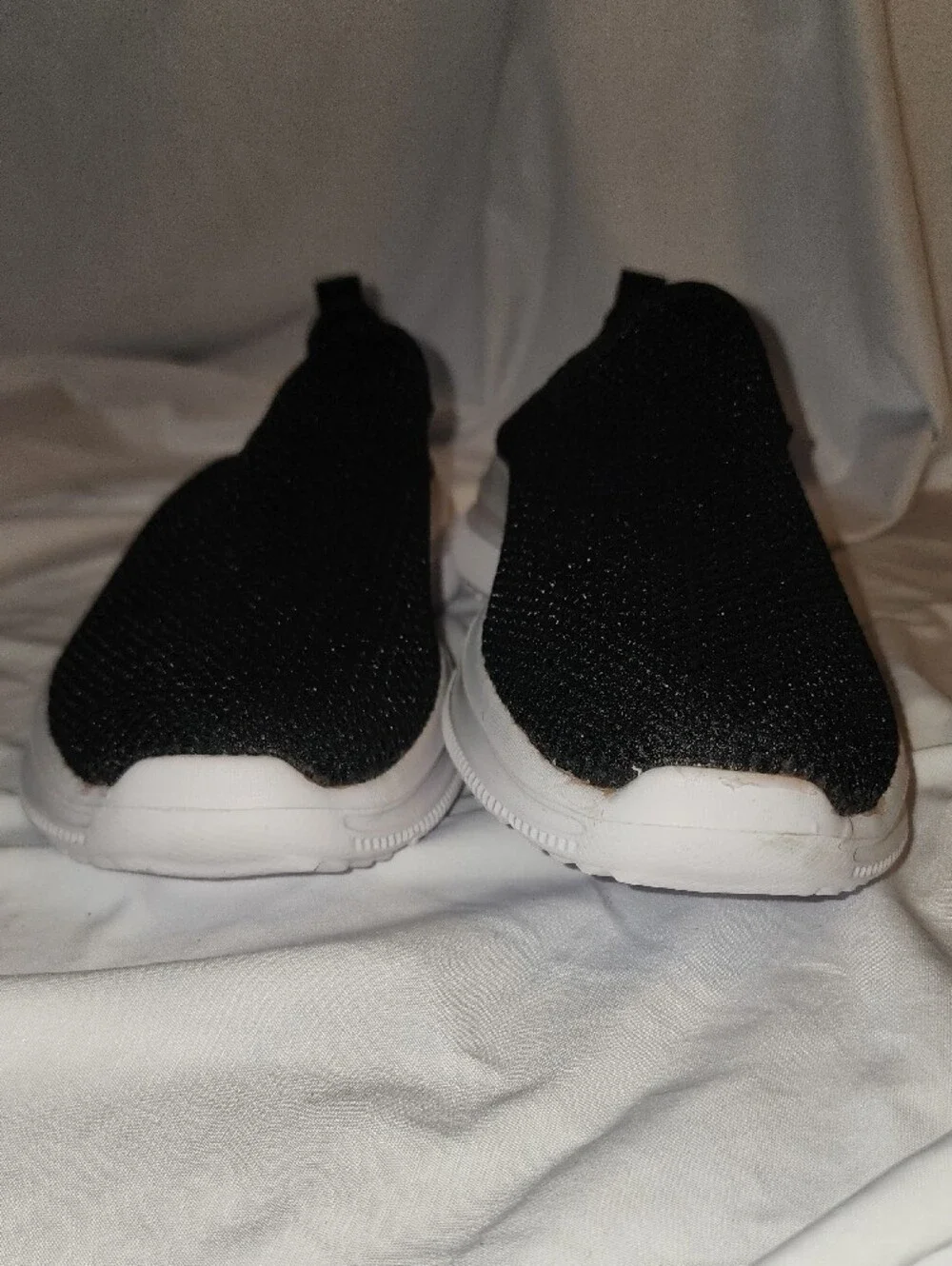 Sport Size 40 US 9-9.5 Slip-On Black Mesh Sneakers with White Sole